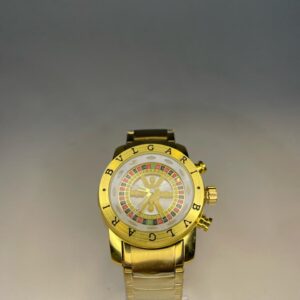 Relógio bulgari roleta dourado fundo branco