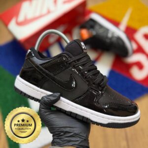 tênis nike dunk verniz